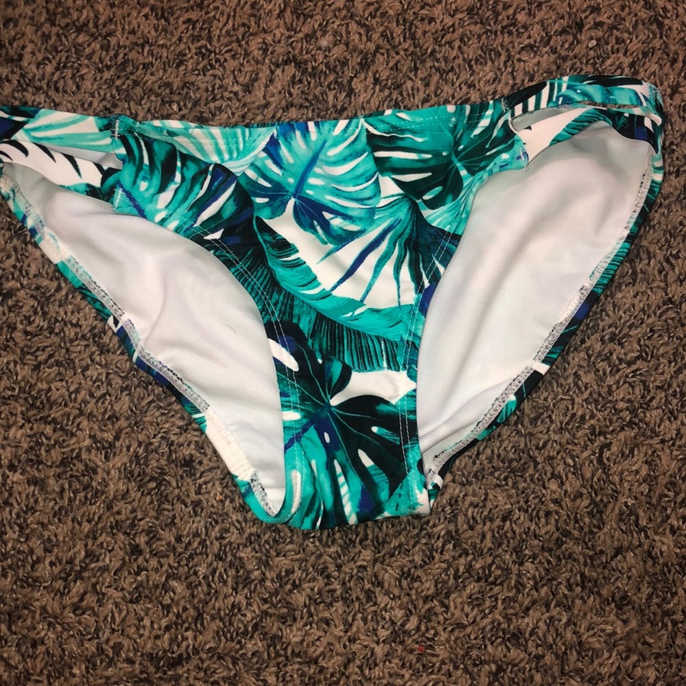 Bikini bottoms